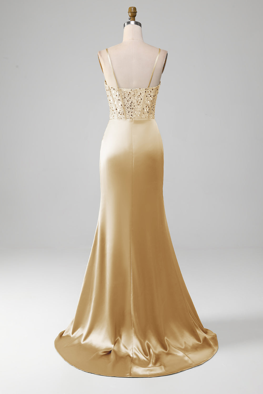 Vestido de fiesta sirena de satén verde salvia con corsé, plisados y tirantes finos