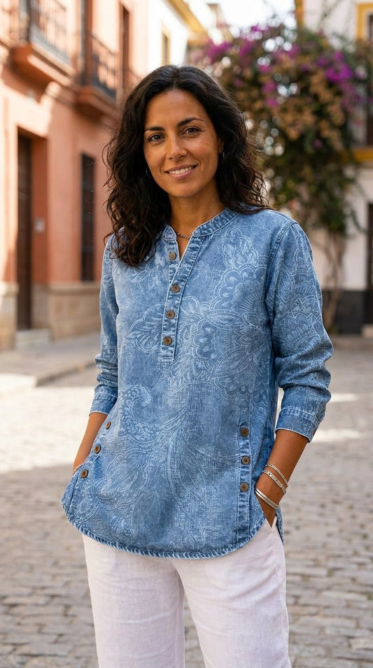 Livia – Blusa Denim Floral